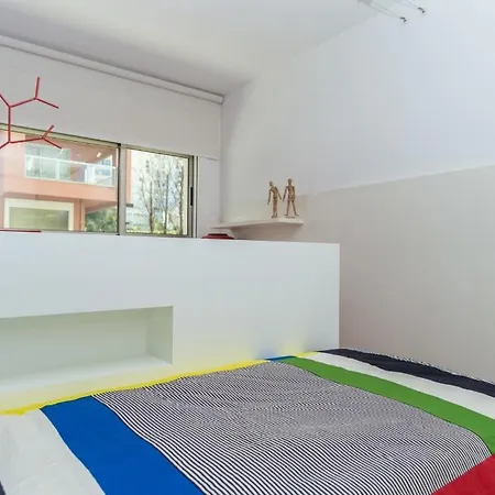 Da Rocha Edifício Foz Palace T2 *